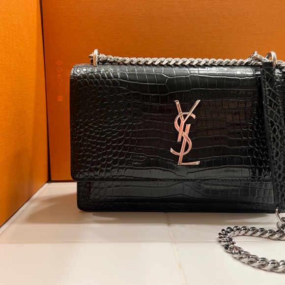 Saint Laurent flip bag - Picture 3 of 4